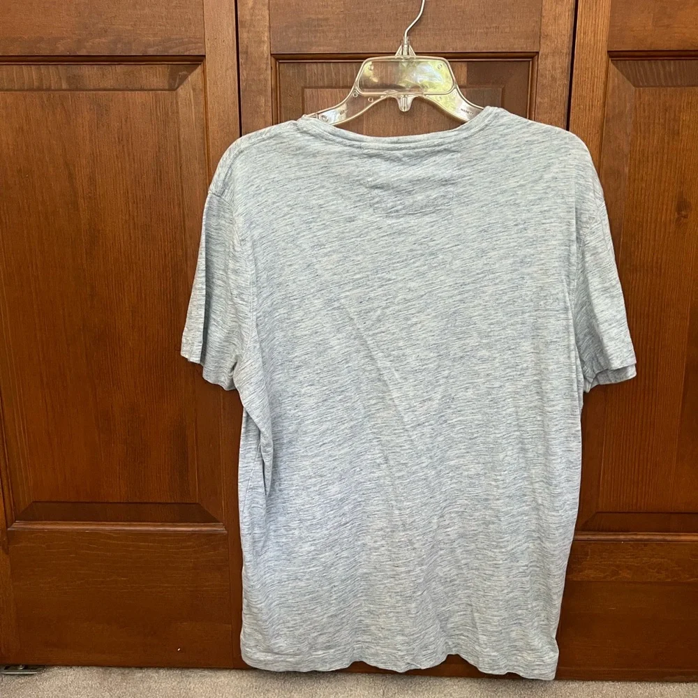 Banana Republic Light Gray/Blue Tee with Blue Pocket